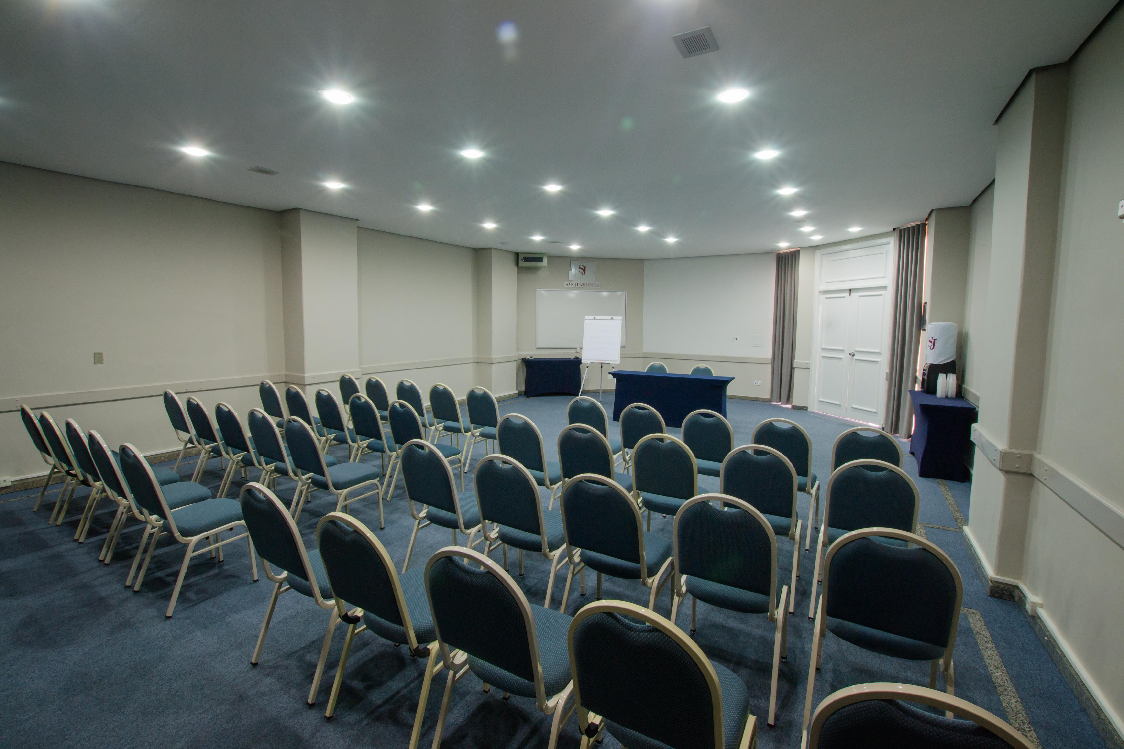 Отель Sj Executive - San Juan Куритиба Экстерьер фото